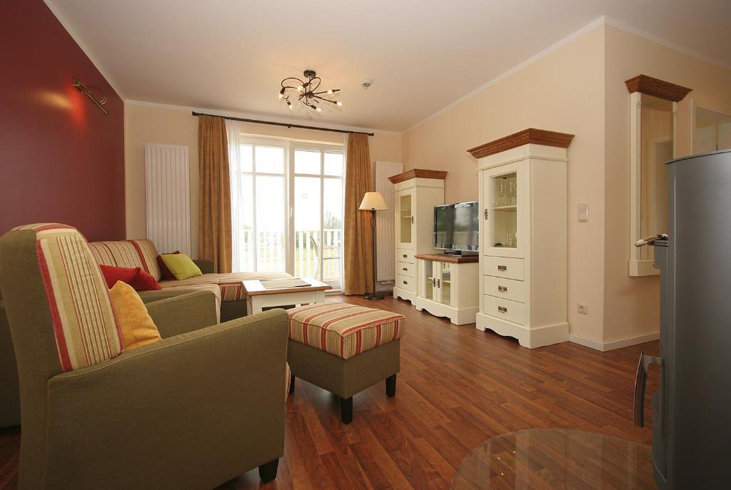 Aparthotel Saatmann Garni Ahrenshoop Rum bild